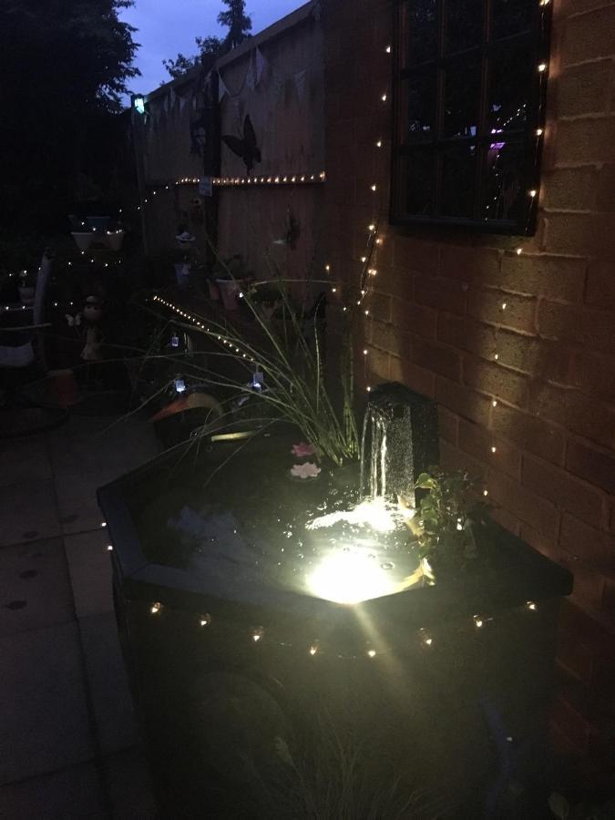 Jen'S Friendly Place 达德利 外观 照片